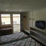 Haus Mittagspitze 3* Mellau