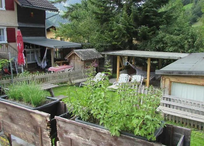 Gasthof Haus Mittagspitze 3*